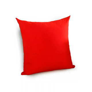 Triumph - Housse de coussin lisse Rouge sur fond gris