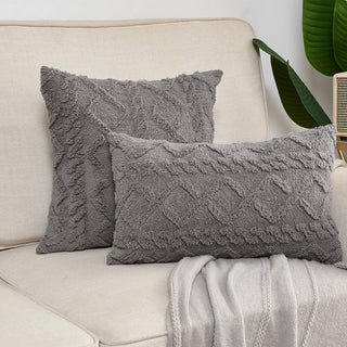 Triumph - Housse de coussin côtelée Gris sur fond gris