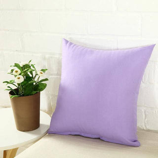 Triumph - Housse de coussin lisse Violet clair sur fond gris