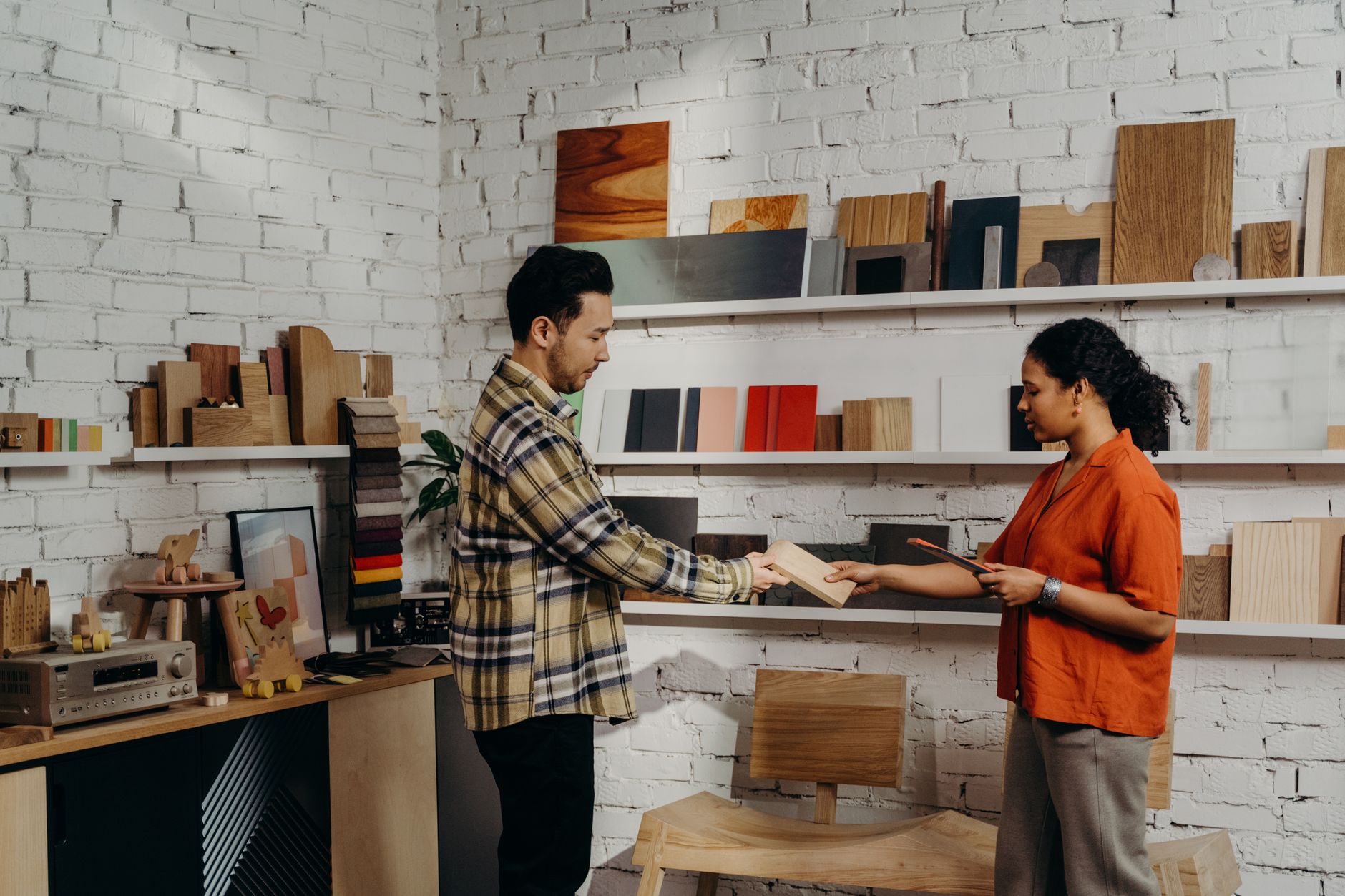 Proximité urbaine et expérience client : la singularité Bricorama — magasin de bricolage décoration intérieure