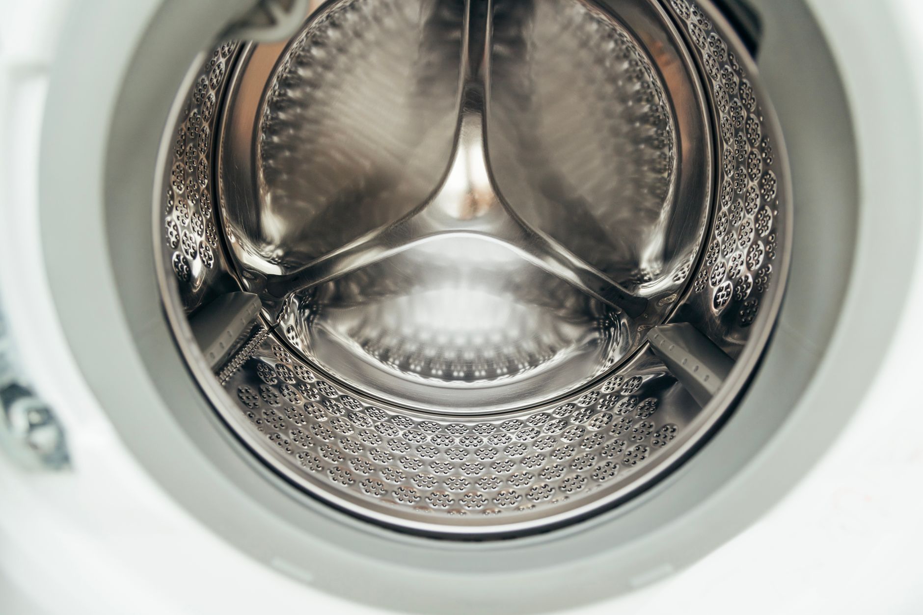 Pourquoi nettoyer sa machine à laver plutôt que masquer les odeurs — machine à laver propre vinaigre bicarbonate